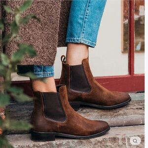 Thursday Boot Company Women's Dark Brown Suede Duchess Chelsea size 10.5